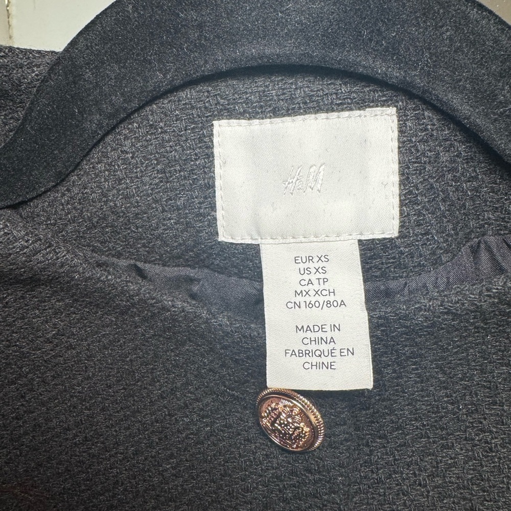 H&M Button-Front Top NWOT - Picture 7 of 9